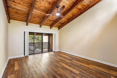 Unique private corner unit and beautifully maintained 3-bedroom - photo 27