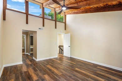 Unique private corner unit and beautifully maintained 3-bedroom - photo 28