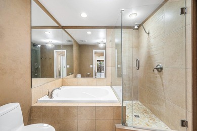 Unique private corner unit and beautifully maintained 3-bedroom - photo 33