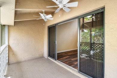 Unique private corner unit and beautifully maintained 3-bedroom - photo 37