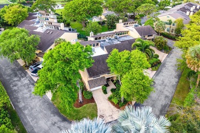 Unique private corner unit and beautifully maintained 3-bedroom - photo 49