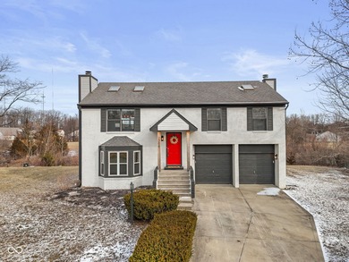 (private lake, pond, creek) Home Sale Pending in Indianapolis Indiana