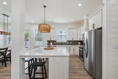 Short term rental powerhouse featuring a brand new 2024-built - photo 14