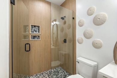 Short term rental powerhouse featuring a brand new 2024-built - photo 36