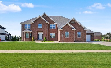 (private lake, pond, creek) Home For Sale in Savoy Illinois