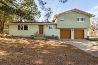 Arkansas River Home For Sale in Fort Smith Arkansas