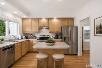 Beautiful Colonial built in 2005 with 4 bedrooms, 2.5 baths - photo 6