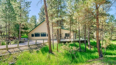 Keyhole Reservoir Home For Sale in Moorcroft Wyoming