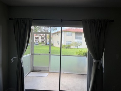 Welcome to this charming first-floor, one-bedroom - photo 15
