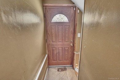 Welcome to 17 Shonnard Avenue, Freeport. A spacious 5-bedroom, 2 - photo 22