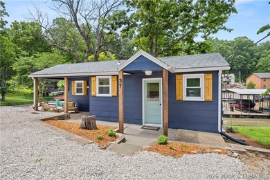 Experience premier lakefront living at its finest in Sunrise - photo 32