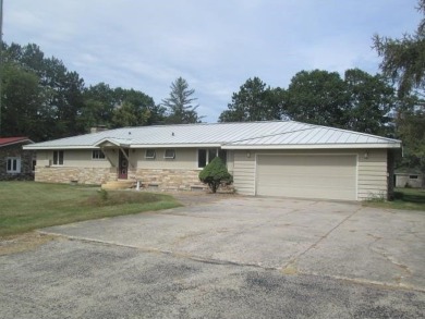 Friendship Lake Home For Sale in Friendship Wisconsin