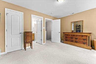 Escape to this stunning 3 bedroom, 3.5 bathroom waterfront - photo 17