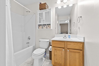 Escape to this stunning 3 bedroom, 3.5 bathroom waterfront - photo 18