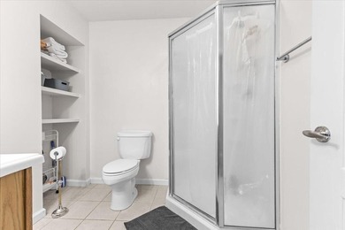 Escape to this stunning 3 bedroom, 3.5 bathroom waterfront - photo 32