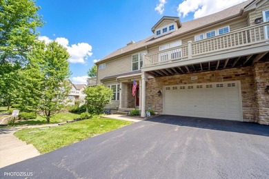 Bangs Lake Condo Active Under Contract in Wauconda Illinois