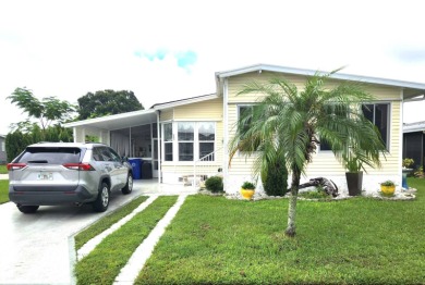 (private lake, pond, creek) Home For Sale in Vero Beach Florida