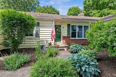 Welcome home to this spacious and beautifully updated 1,499 sq - photo 3