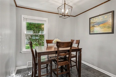 Welcome home to this spacious and beautifully updated 1,499 sq - photo 9