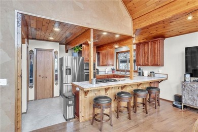 Offered mostly furnished, this 3 bedroom, 3.5 bath allows you to - photo 14