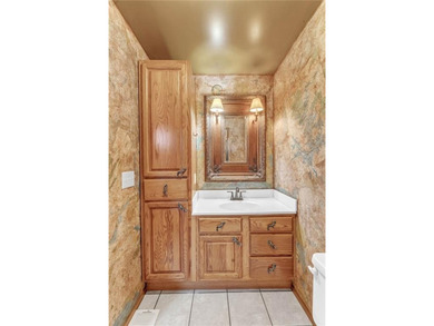 Offered mostly furnished, this 3 bedroom, 3.5 bath allows you to - photo 21