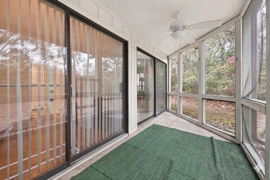 A quaint and beautiful find in Bluewater Bay in the Garden Oaks - photo 24