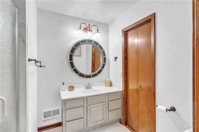 Offered mostly furnished, this 3 bedroom, 3.5 bath allows you to - photo 24