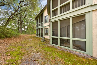 A quaint and beautiful find in Bluewater Bay in the Garden Oaks - photo 28