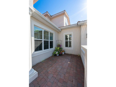 *** JUST RECENTLY REDUCED***Resort-style living with direct - photo 8