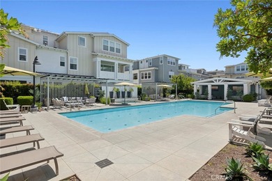 Rarely available, this exceptional 3-bedroom, 2.5-bath end-unit - photo 32