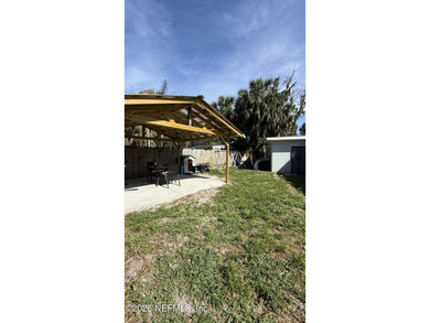 Welcome home to this beautifully updated 3-bedroom plus family - photo 38