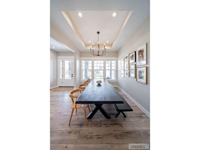 SOLD FULLY FURNISHED - Located right on the golf course and on 1 - photo 10
