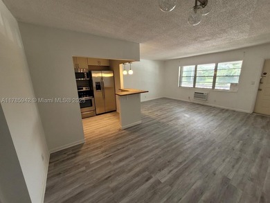 Unit Rented, completely updated featuring a new kitchen, new - photo 2