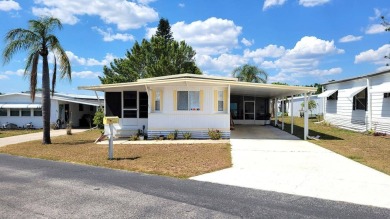 Lake Dell Home For Sale in Dundee Florida
