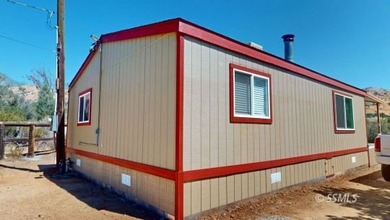 A house you have got to see! This updated, well kept and - photo 22