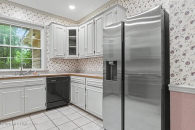 Spacious 3-bedroom, 2-bath home in the heart of Diamondhead on - photo 11