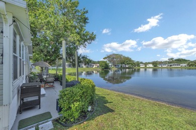 JUST LISTED!!! Lakefront 3BR/2BA with Florida room and tile - photo 12