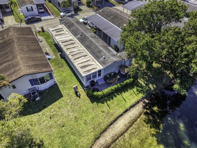 JUST LISTED!!! Lakefront 3BR/2BA with Florida room and tile - photo 15