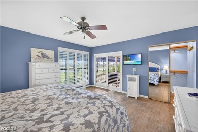 Elevated, impeccably maintained, and built with exceptional - photo 24