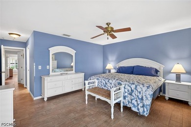 Elevated, impeccably maintained, and built with exceptional - photo 25
