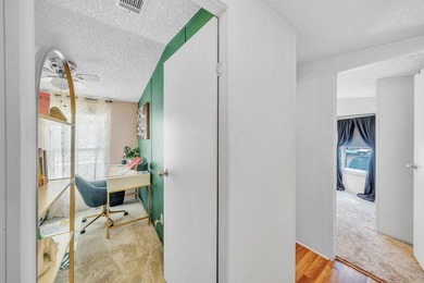 JUST LISTED!!! Lakefront 3BR/2BA with Florida room and tile - photo 27