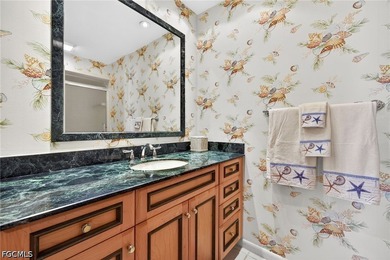 Elevated, impeccably maintained, and built with exceptional - photo 32