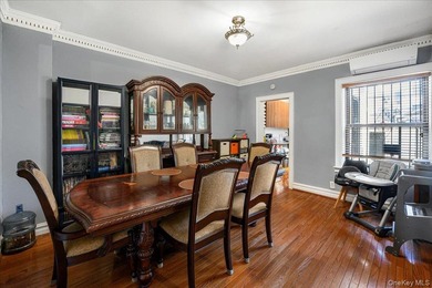 Welcome to 755 49th Street, a well-maintained brick Townhouse - photo 5