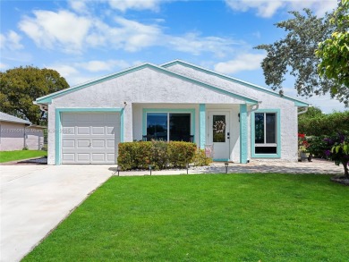 Lake Home For Sale in Boca Raton, Florida