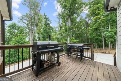 You will be AMAZED at this private, almost NEW construction home - photo 21