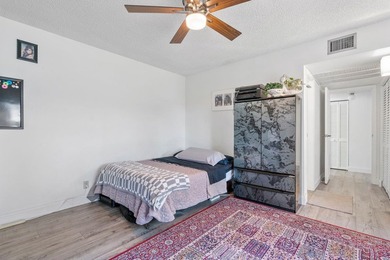 Great Deal! Minutes from Nova University, major highways, and - photo 21