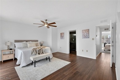 Lakefront living with endless sunsets from this ideal - photo 27