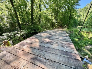*Secluseval Plantation* a 4,000+/- sq. ft. antebellum home built - photo 30