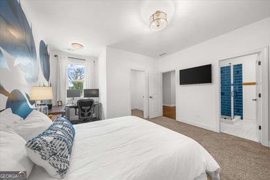 You will be AMAZED at this private, almost NEW construction home - photo 31