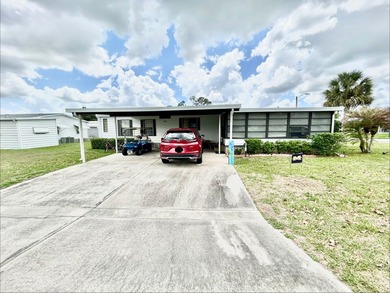 Silver Lake - Highlands County Home For Sale in Avon Park Florida